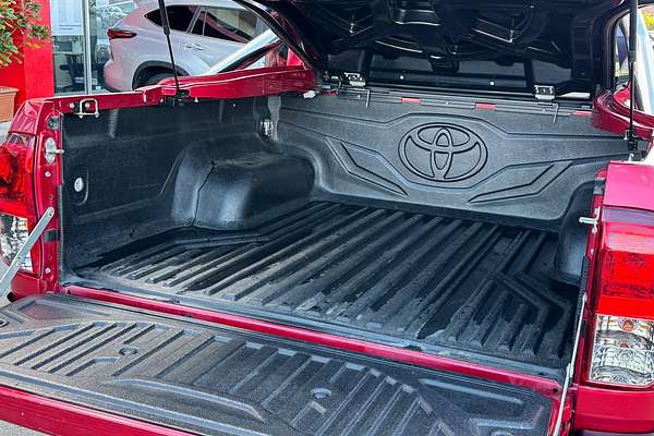 2020 Toyota Hilux SR5 GUN126R 4X4