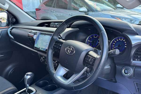 2020 Toyota Hilux SR5 GUN126R 4X4