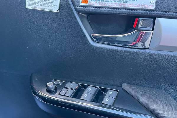 2020 Toyota Hilux SR5 GUN126R 4X4