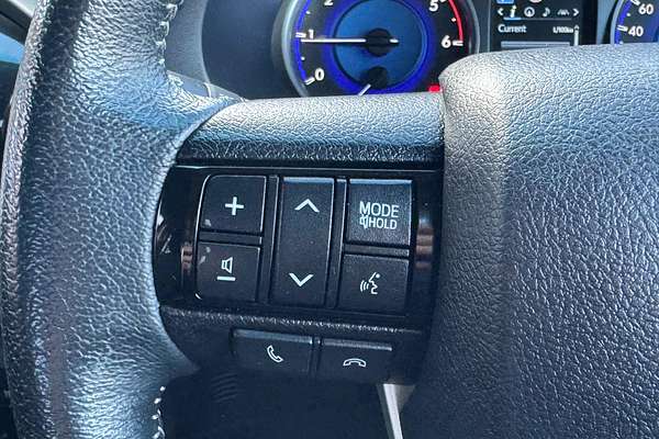 2020 Toyota Hilux SR5 GUN126R 4X4