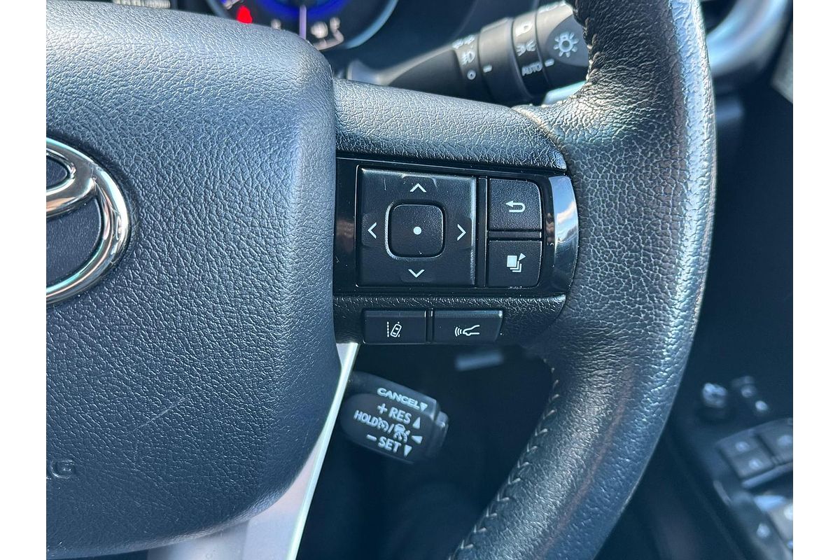 2020 Toyota Hilux SR5 GUN126R 4X4