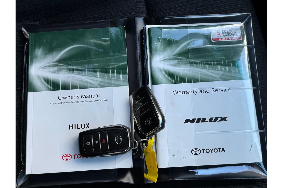 2020 Toyota Hilux SR5 GUN126R 4X4