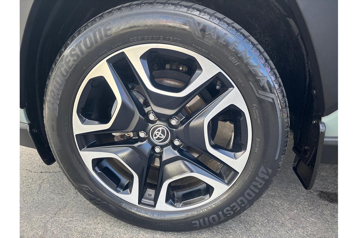 2019 Toyota RAV4 Edge AXAA54R