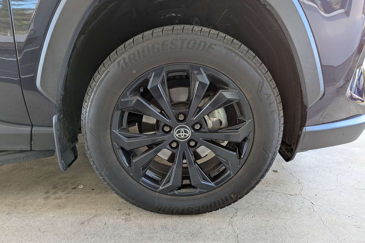 2022 Toyota RAV4 Cruiser AXAH54R