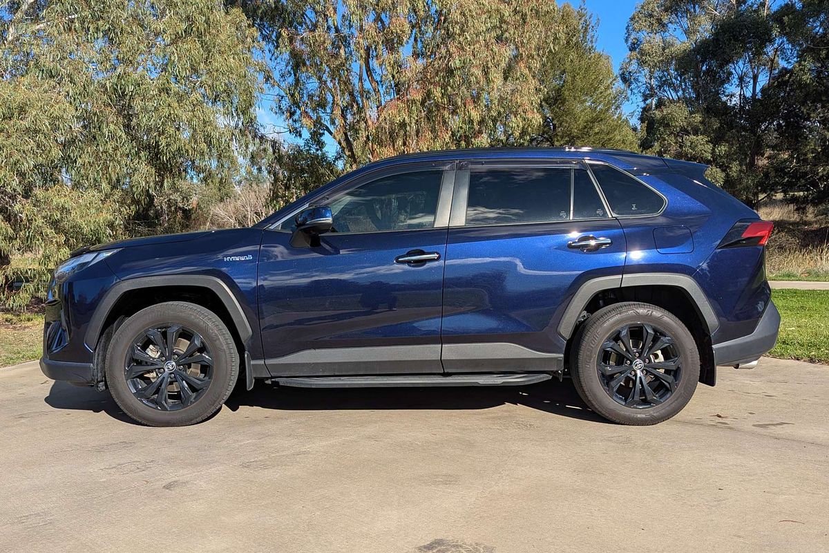 2022 Toyota RAV4 Cruiser AXAH54R