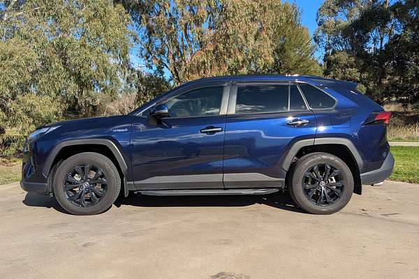 2022 Toyota RAV4 Cruiser AXAH54R