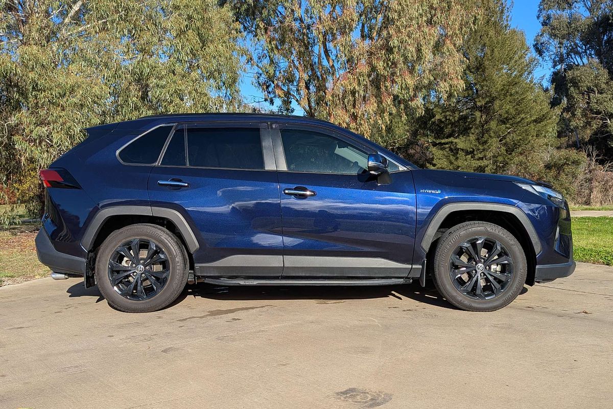 2022 Toyota RAV4 Cruiser AXAH54R