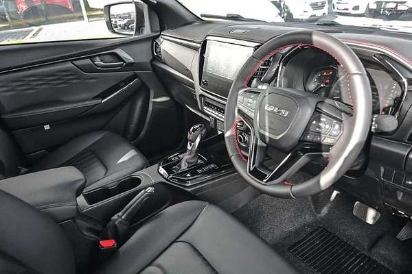 2025 Isuzu D-MAX X-TERRAIN 4X4