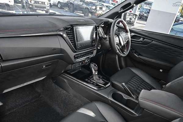 2025 Isuzu D-MAX X-TERRAIN 4X4