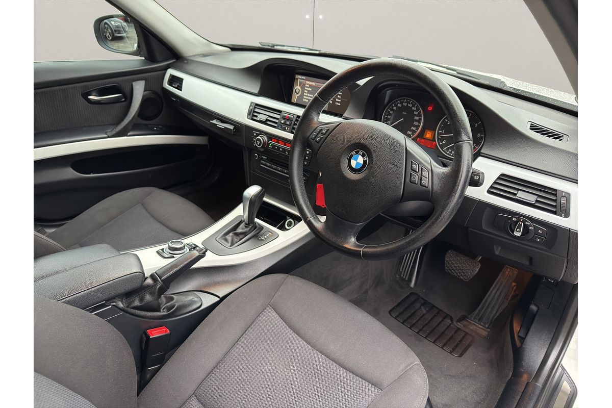 2012 BMW 325I Touring