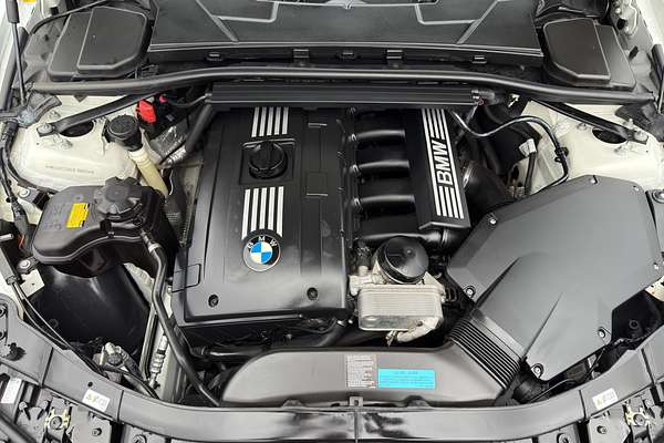 2012 BMW 325I Touring