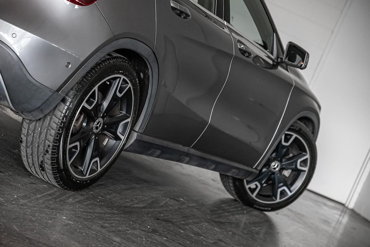 2017 Mercedes-Benz GLA-Class GLA250 X156