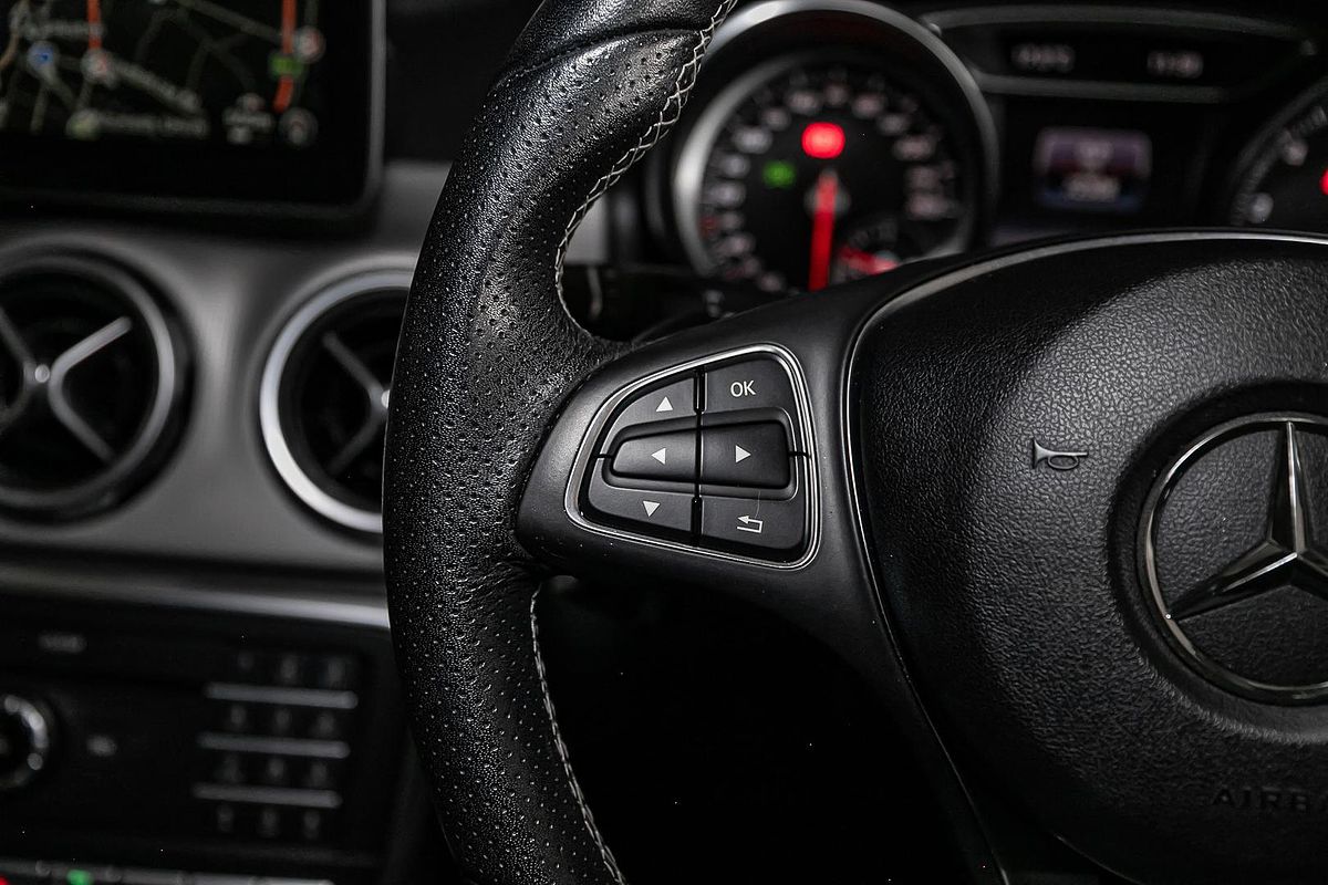 2017 Mercedes-Benz GLA-Class GLA250 X156