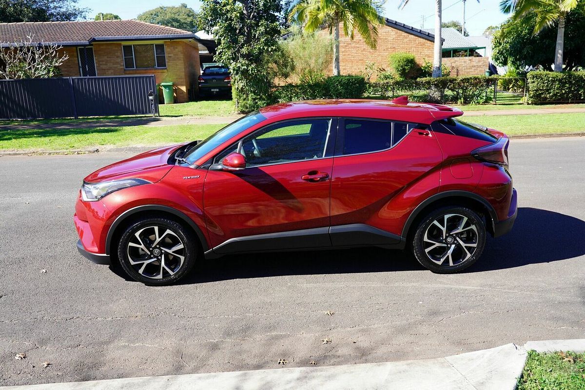 2018 Toyota C-HR Koba (2WD) NGX10R Update