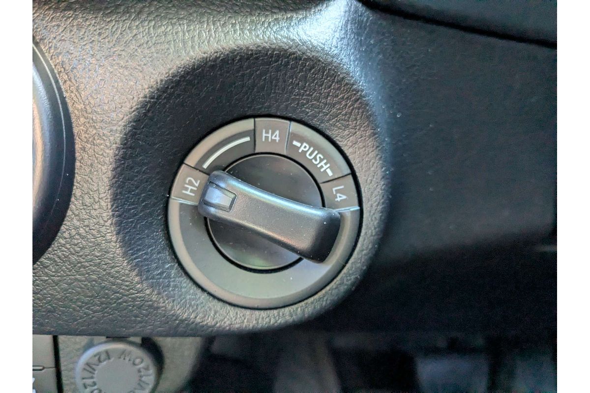 2020 Toyota Hilux SR GUN126R 4X4