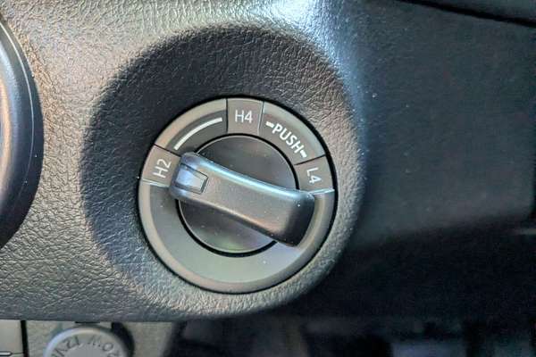 2020 Toyota Hilux SR GUN126R 4X4