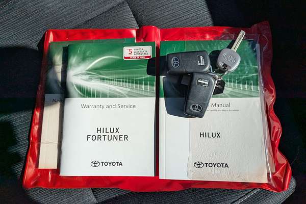 2020 Toyota Hilux SR GUN126R 4X4
