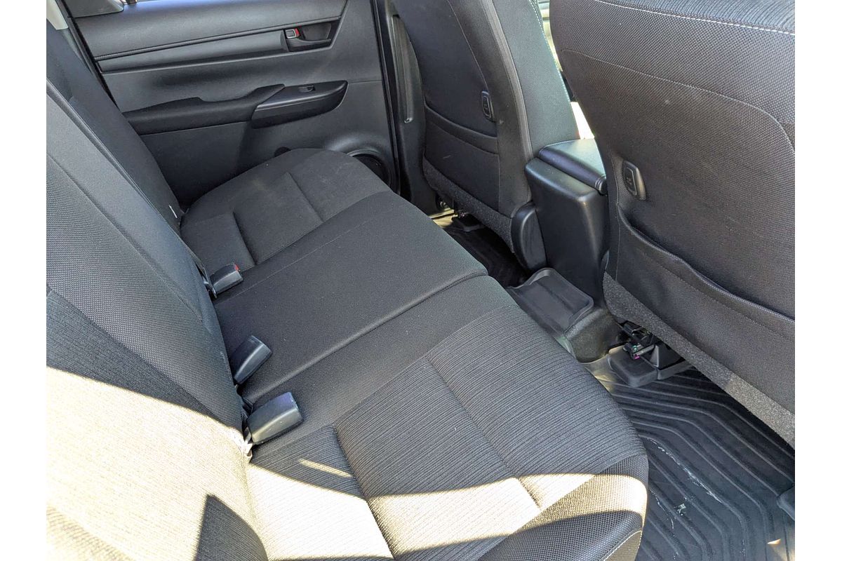 2020 Toyota Hilux SR GUN126R 4X4