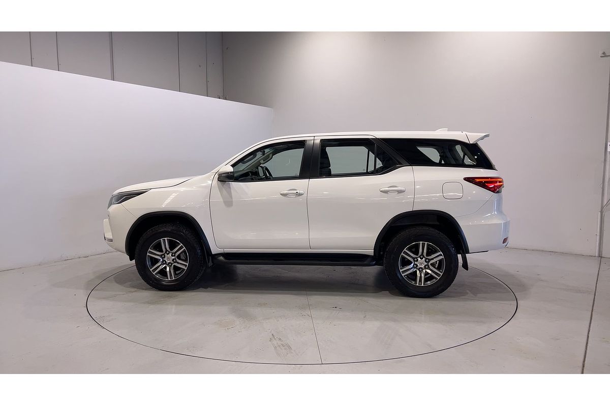 2023 Toyota Fortuner GX GUN156R