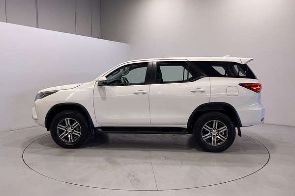 2023 Toyota Fortuner GX GUN156R