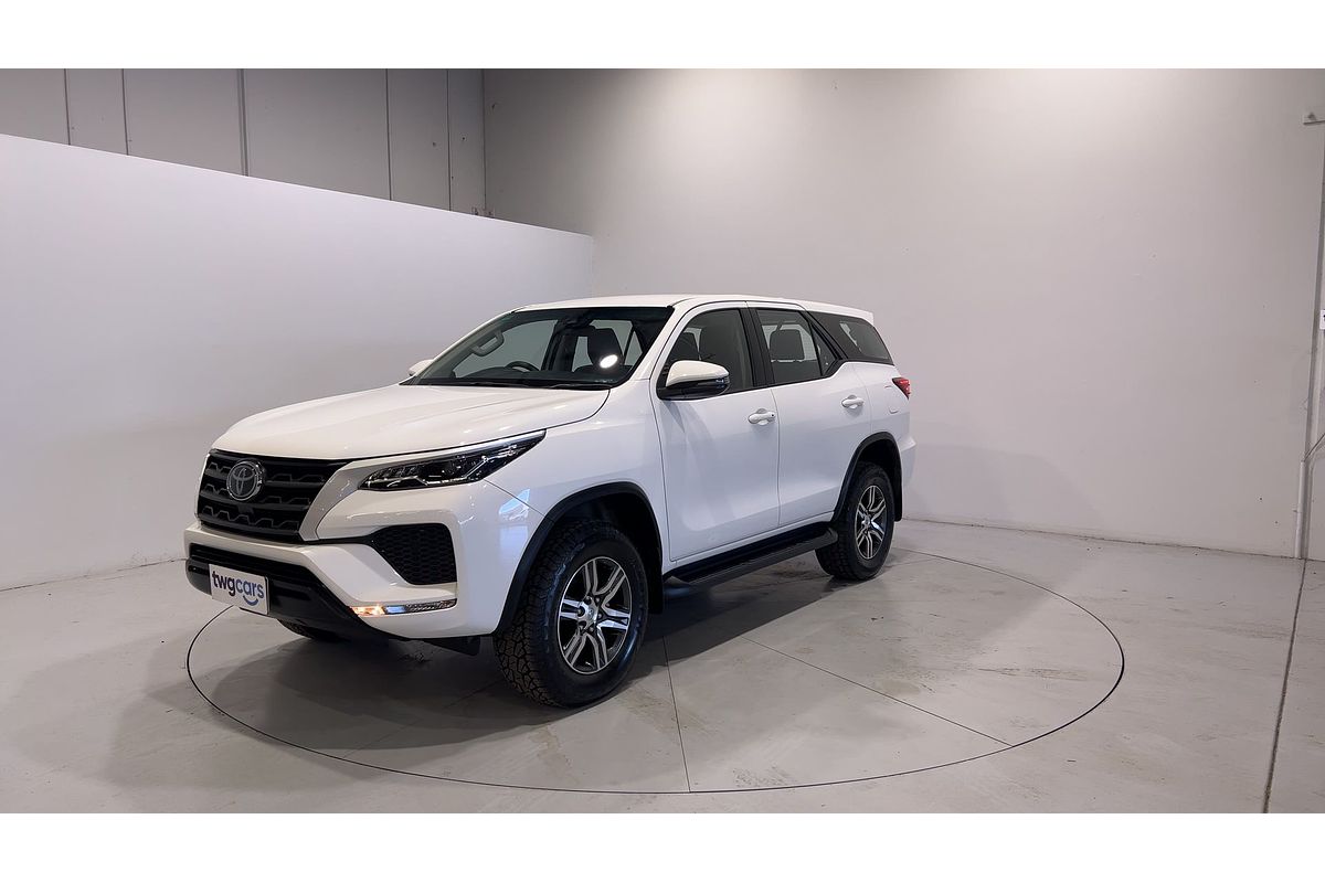 2023 Toyota Fortuner GX GUN156R