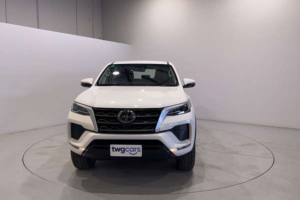 2023 Toyota Fortuner GX GUN156R