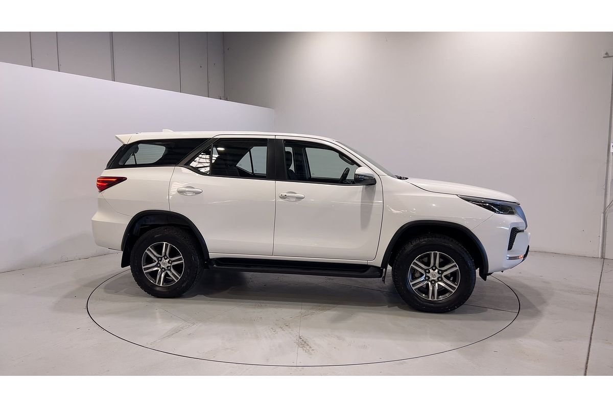 2023 Toyota Fortuner GX GUN156R