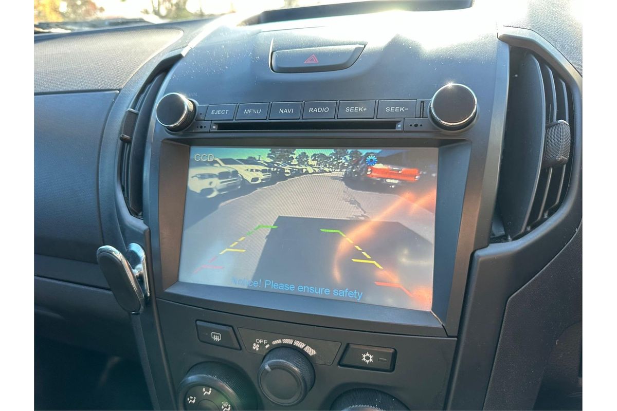 2015 Isuzu D-MAX SX 4X4