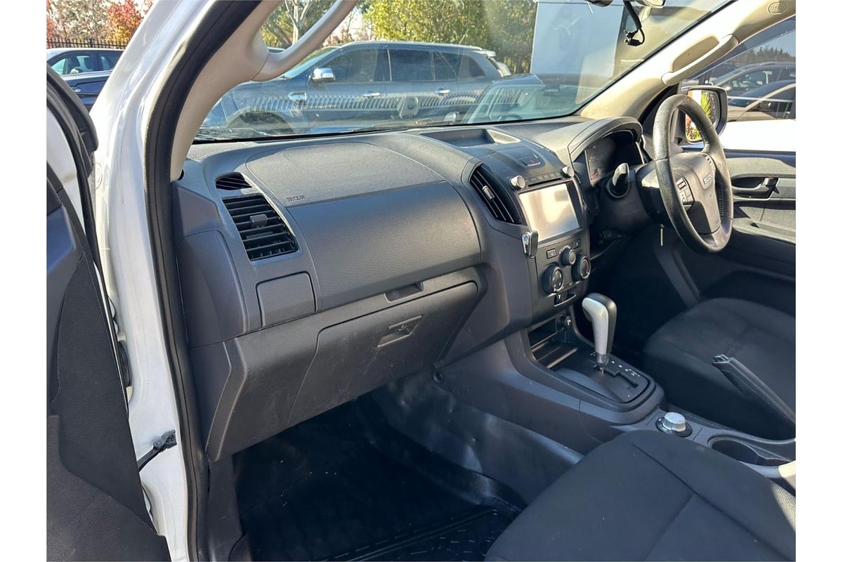 2015 Isuzu D-MAX SX 4X4