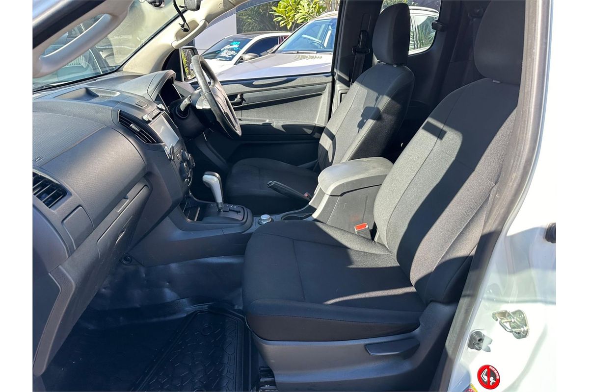 2015 Isuzu D-MAX SX 4X4