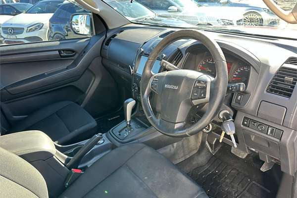 2015 Isuzu D-MAX SX 4X4