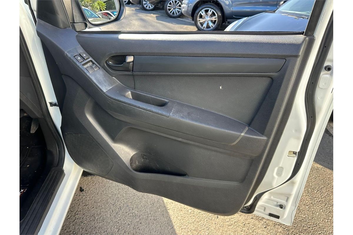 2015 Isuzu D-MAX SX 4X4