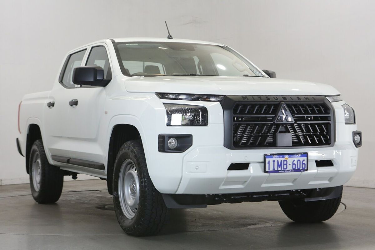 2024 Mitsubishi Triton GLX MV 4X4