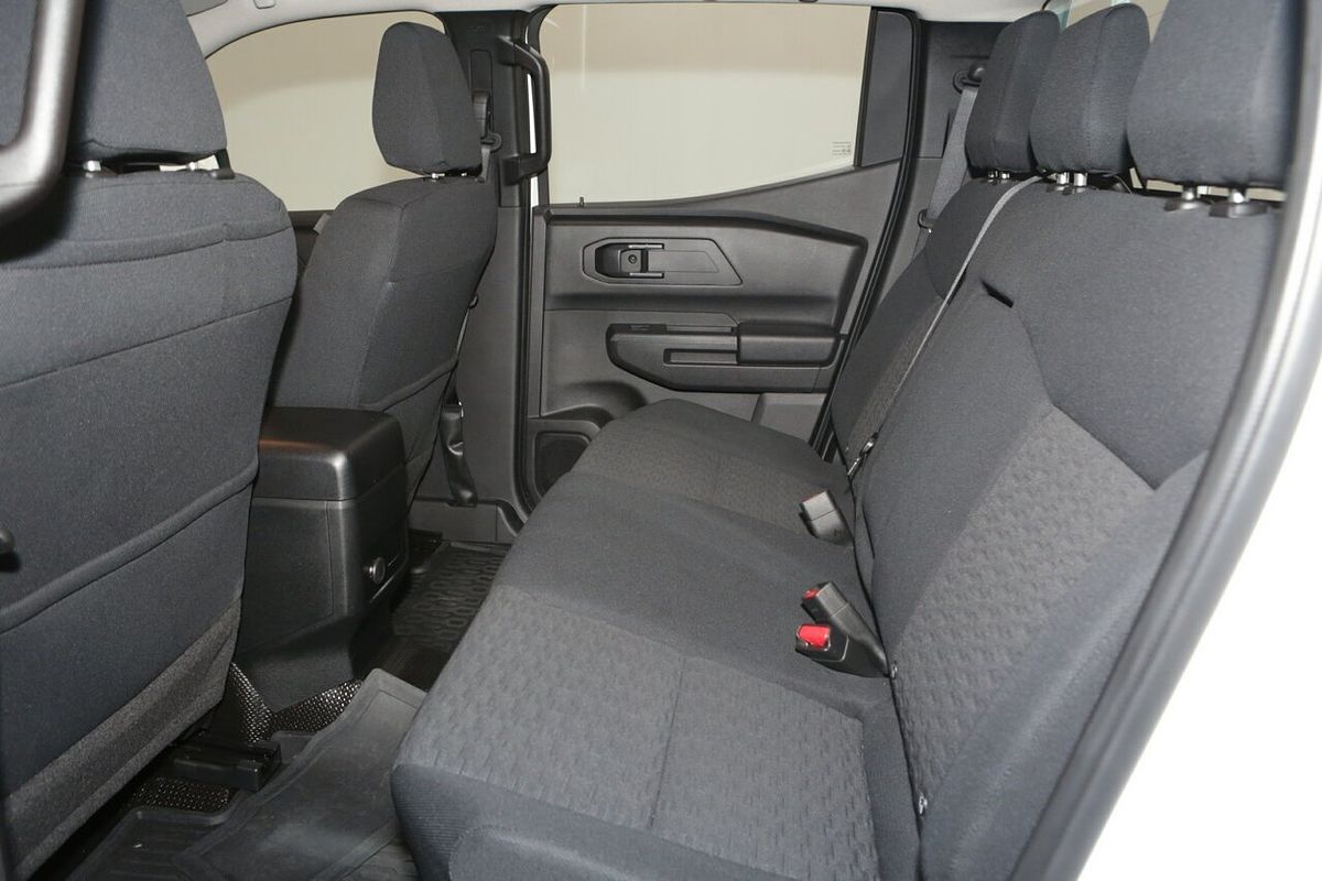 2024 Mitsubishi Triton GLX MV 4X4