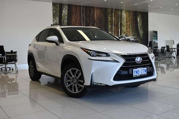 2017 Lexus NX NX300h Luxury AYZ10R