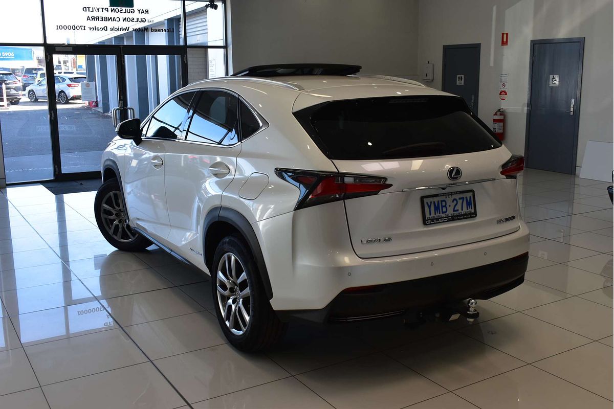 2017 Lexus NX NX300h Luxury AYZ10R