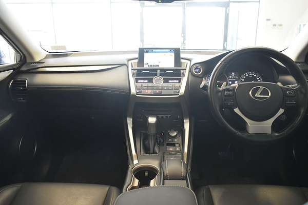 2017 Lexus NX NX300h Luxury AYZ10R
