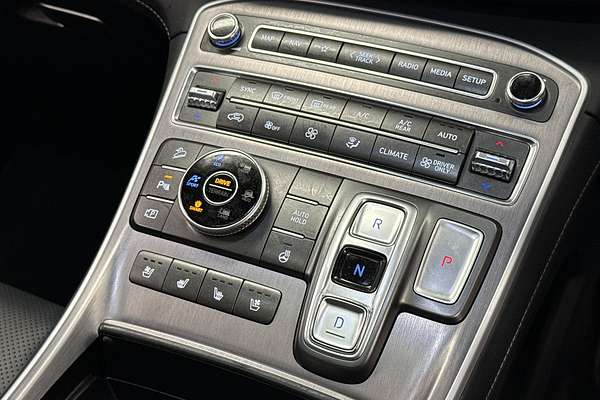 2023 Hyundai Santa Fe Hybrid Highlander TM.V4