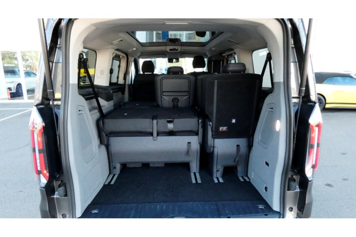 2024 Ford Transit Custom