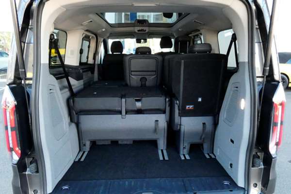 2024 Ford Transit Custom