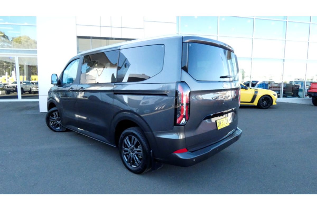 2024 Ford Transit Custom