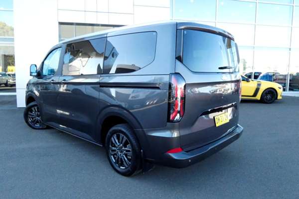 2024 Ford Transit Custom