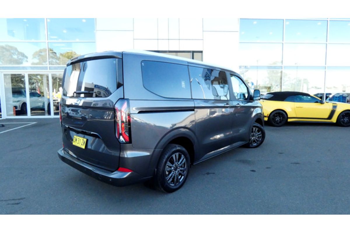2024 Ford Transit Custom