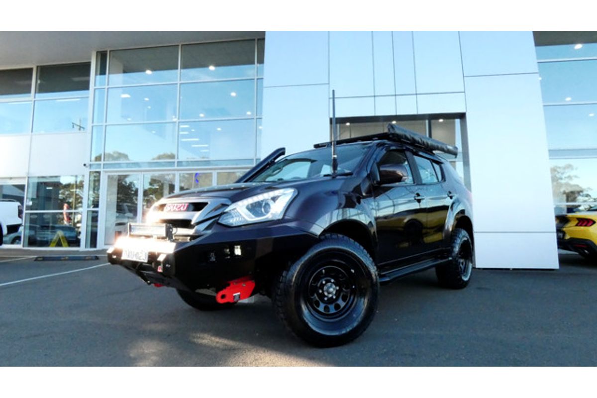 2018 Isuzu MU-X LS-M