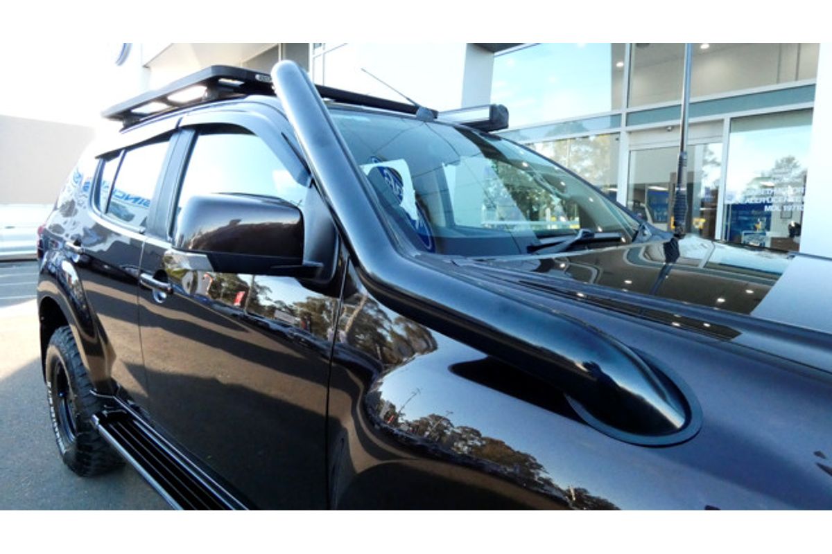 2018 Isuzu MU-X LS-M