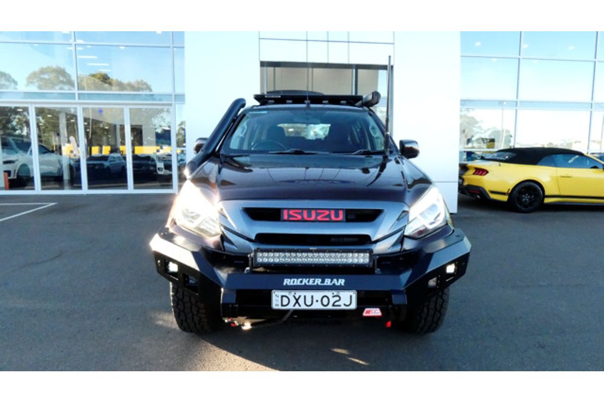 2018 Isuzu MU-X LS-M