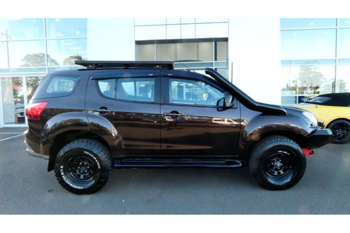 2018 Isuzu MU-X LS-M