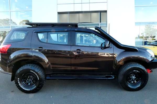 2018 Isuzu MU-X LS-M