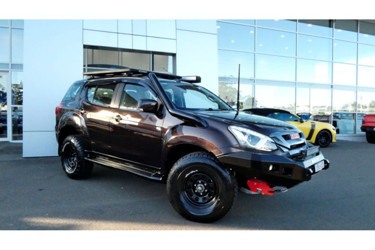 2018 Isuzu MU-X LS-M