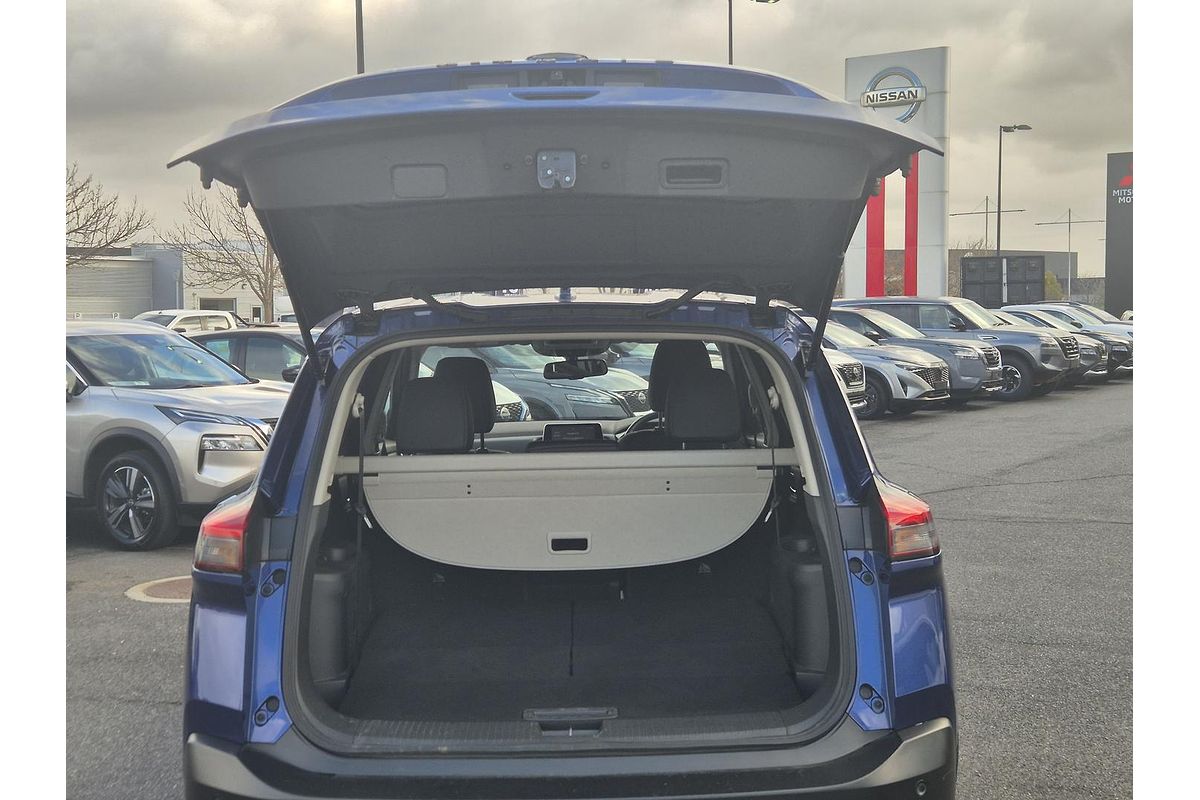2023 Nissan X-TRAIL ST-L T33
